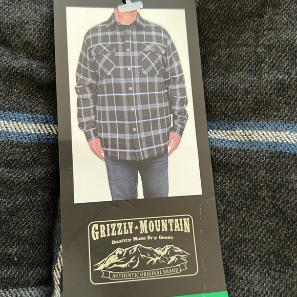 Men Jacket - Picture 2 of 3